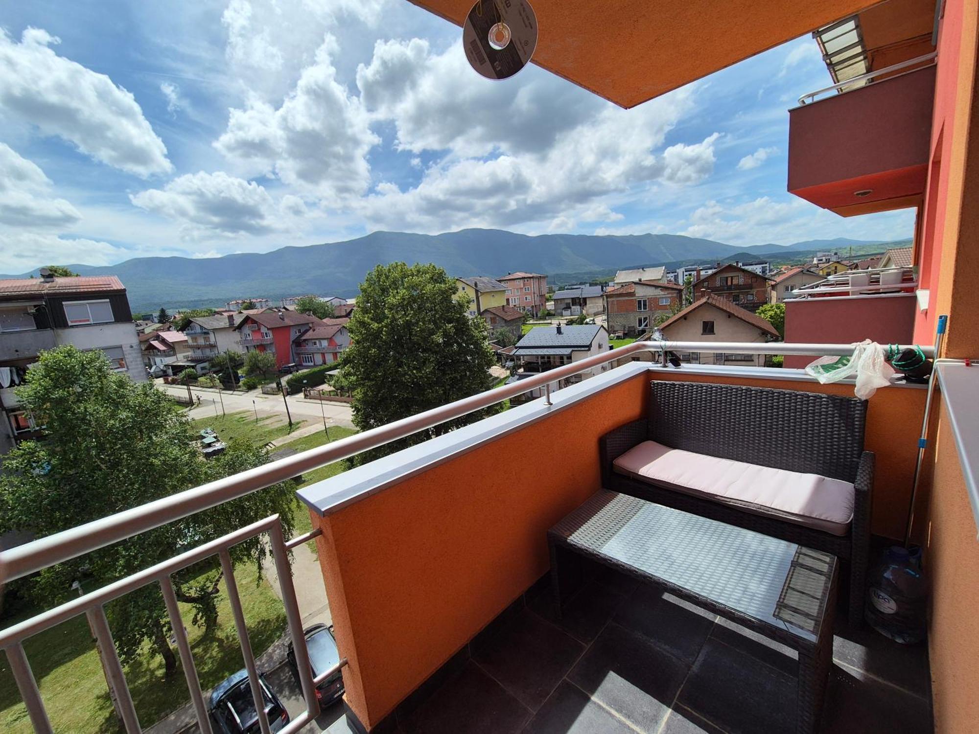 The Urbanite Apartman
